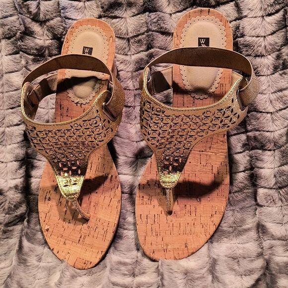White Mountain Gold Sandals - Picture 1 of 4